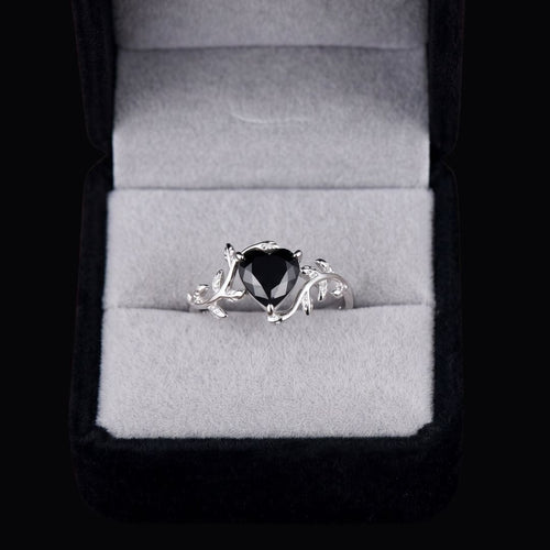 Dark Leaf Heart Ring