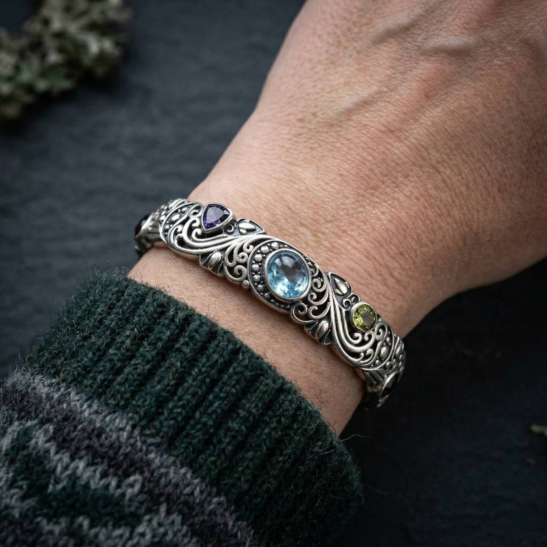 Frigg's Vision Bracelet