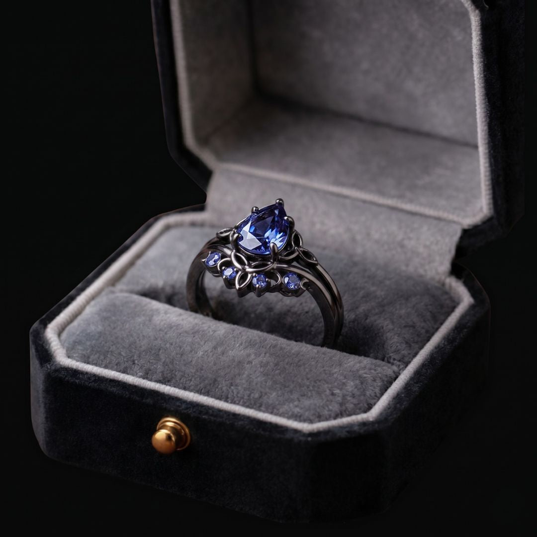 N�ttveil Blue Ember Ring